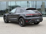 Certified 2024 Porsche Macan image 3