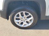 Used 2017 Jeep Renegade Latitude image 2