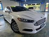 Used 2014 Ford Fusion SE image 2