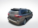 Used 2016 Toyota Sienna LE image 4