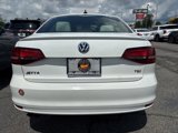 Used 2016 Volkswagen Jetta Sport image 4