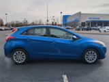 Used 2017 Hyundai Elantra GT image 3