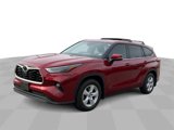 Used 2022 Toyota Highlander LE image 4