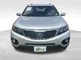 Used 2011 Kia Sorento LX w/ Convenience Pkg image 2