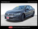 Used 2023 Volkswagen Jetta SE w/ Panoramic Sunroof Package image 3