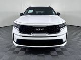 Used 2023 Kia Sorento S w/ Panoramic Sunroof Package image 3