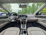 Used 2017 Hyundai Elantra SE image 2