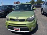 Used 2018 Kia Soul + image 2