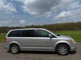 Used 2010 Chrysler Town & Country Touring w/ Entertainment Group #2 image 5