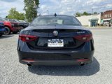 Used 2017 Alfa Romeo Giulia image 4