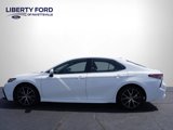 Used 2023 Toyota Camry SE image 3