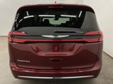 Used 2021 Chrysler Pacifica Touring-L image 5