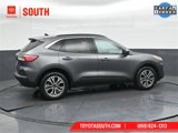 Used 2021 Ford Escape SEL image 3