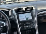 Used 2017 Ford Fusion SE w/ Fusion SE Technology Package image 4