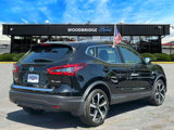 Used 2022 Nissan Rogue Sport SL w/ Premium Package image 4