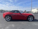 Used 2007 Pontiac Solstice Convertible w/ Premium Package image 3