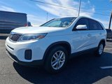 Used 2014 Kia Sorento LX image 3
