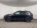 Used 2018 Jeep Cherokee Latitude Plus w/ Cold Weather Group image 4