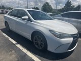 Used 2015 Toyota Camry SE image 2
