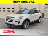 Used 2018 Ford Explorer XLT w/ Equipment Group 202A image 3