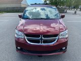 Used 2018 Dodge Grand Caravan SXT image 3