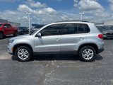 Used 2016 Volkswagen Tiguan S image 2