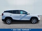 Used 2024 GMC Terrain SLE image 6