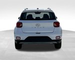 New 2025 Hyundai Venue SEL image 6