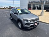 Used 2022 Jeep Compass Latitude image 3
