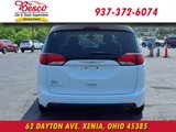 Used 2020 Chrysler Pacifica Touring-L image 4