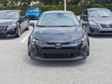 Used 2022 Toyota Corolla LE image 2
