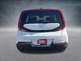 Used 2022 Kia Soul LX w/ Technology Package image 4