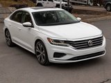Used 2020 Volkswagen Passat 2.0T SEL image 3