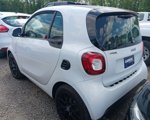 Used 2016 smart fortwo Coupe image 4