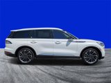 Used 2021 Lincoln Aviator Reserve w/ Equipment Group 202A image 2
