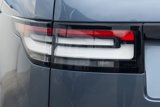 Used 2018 Land Rover Discovery SE image 5