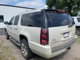 Used 2014 GMC Yukon XL Denali image 4