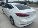 Used 2018 Hyundai Elantra SE image 2