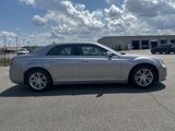 Used 2016 Chrysler 300 C image 2