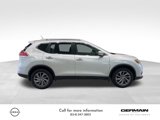 Used 2016 Nissan Rogue SL w/ SL Premium Package image 4
