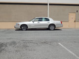Used 2004 Lincoln Town Car Ultimate image 6