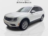 Used 2018 Volkswagen Tiguan SE w/ Panoramic Sunroof Package image 2