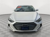 Used 2017 Hyundai Elantra SE image 2