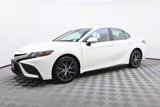 Used 2022 Toyota Camry SE image 2