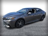 Used 2021 Toyota Camry SE image 3