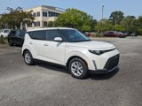 New 2025 Kia Soul S image 2