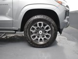 Used 2024 Chevrolet Colorado Z71 w/ Z71 Convenience Package 2 image 5