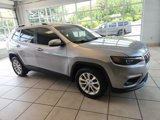 Used 2019 Jeep Cherokee Latitude w/ Popular Appearance Group image 2