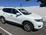 Used 2019 Nissan Rogue SV image 2