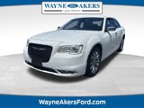 Used 2019 Chrysler 300 Limited image 1